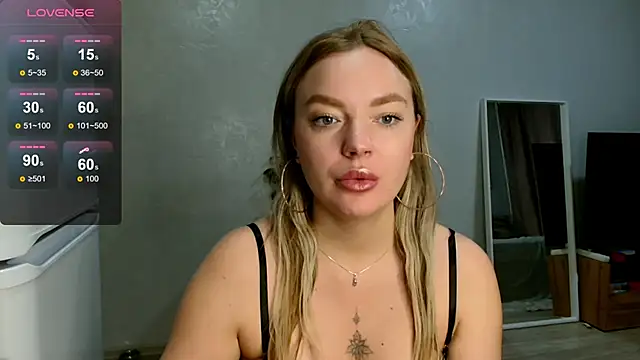 Eva   forever online show from 11/05/25, 01:09