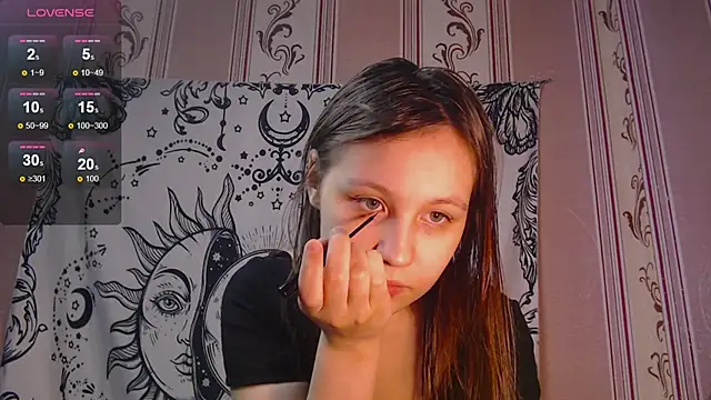 Thighswithspikes online show from 10/30/25, 10:24