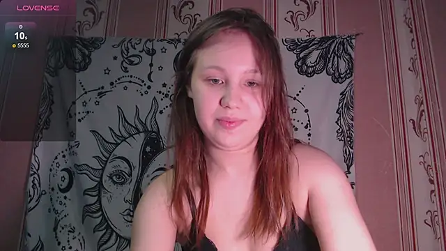 Thighswithspikes online show from 11/18/25, 10:18