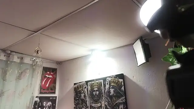 sweet-temptation  online show from 02/11/26, 04:23