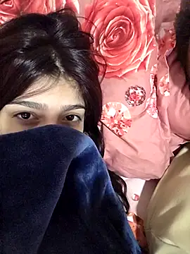 Kendhal-lu online show from 10/21/25, 06:57