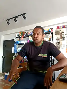 elnegro707070 online show from 10/12/25, 07:04