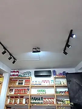 elnegro707070 online show from 12/16/25, 12:09