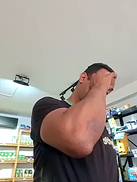 Snapshot of elnegro707070 chatting on 02/20/26, 12:29 elnegro707070 online show from 02/20/26, 12:29