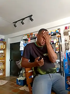 elnegro707070 online show from 11/08/25, 03:15