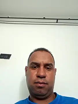 Snapshot of elnegro707070 chatting on 01/06/26, 05:50 elnegro707070 online show from 01/06/26, 05:50