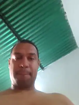 elnegro707070 online show from 11/30/25, 12:50