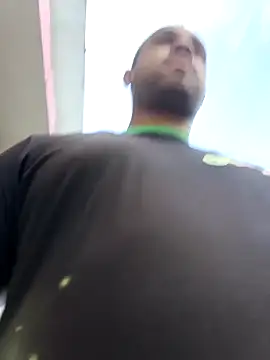 elnegro707070 online show from 11/17/25, 10:52