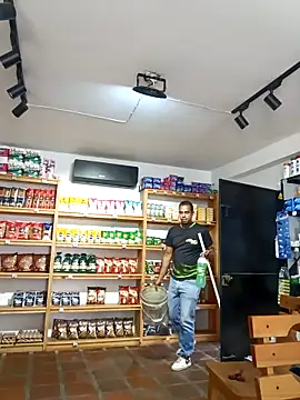 elnegro707070 online show from 10/21/25, 02:38