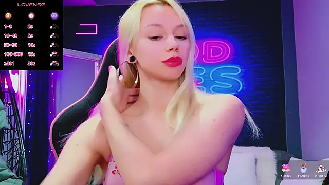 AlessiaCroft online show from 03/09/26, 05:11