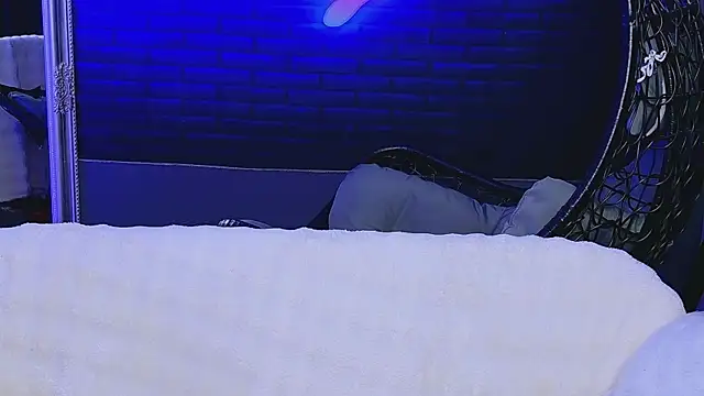 AlessiaCroft online show from 04/01/26, 04:14