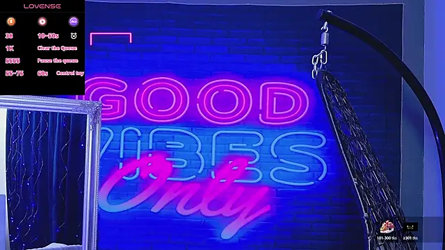 AlessiaCroft online show from 03/31/26, 04:03