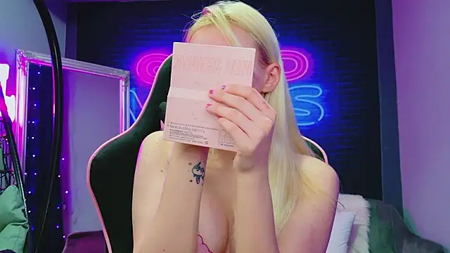 AlessiaCroft online show from 02/28/26, 02:44