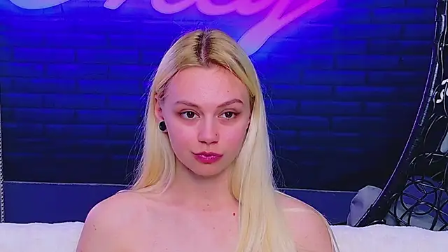 AlessiaCroft online show from 05/22/26, 06:22