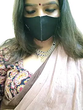 nivedha27 online show from 12/20/25, 04:32