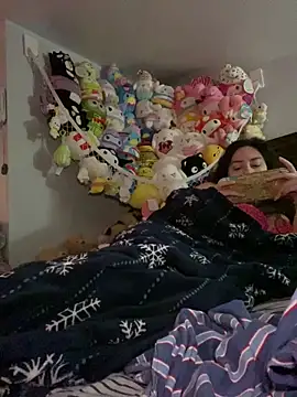 w3tkittty online show from 02/19/26, 01:13