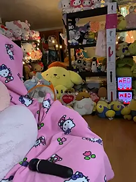 w3tkittty online show from 06/25/26, 12:19