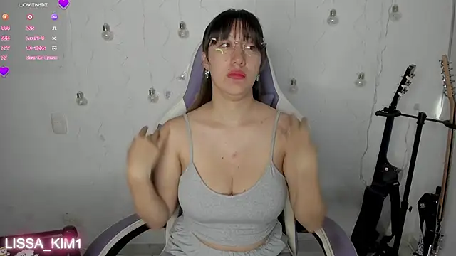 Lissa Kim1 online show from 11/30/25, 03:46