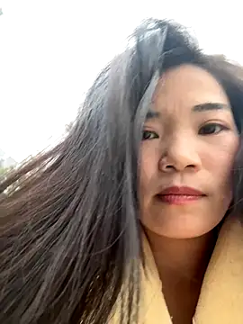 Snapshot of AiBanana chatting on 12/05/25, 09:19 AiBanana online show from 12/05/25, 09:19