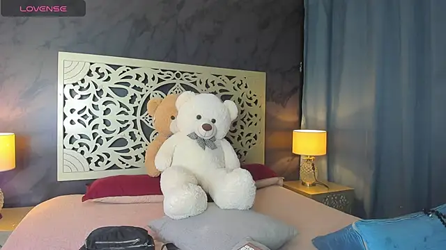 Amyblack   online show from 03/11/26, 11:43