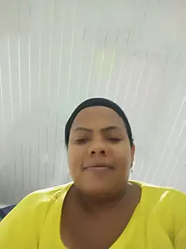 Snapshot of WALESKABBW_ASS chatting on 06/04/26, 03:44 WALESKABBW ASS online show from 06/04/26, 03:44