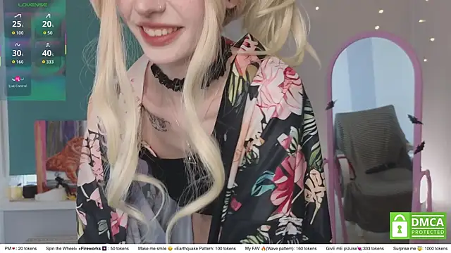 sweetuniporn online show from 04/23/26, 12:29
