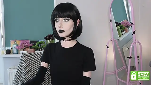 sweetuniporn online show from 05/17/26, 08:25