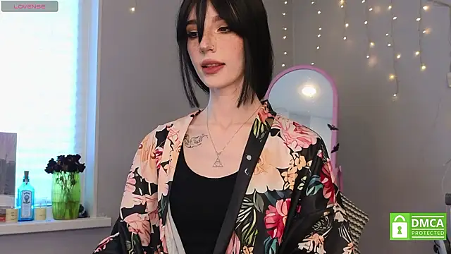 sweetuniporn online show from 02/13/26, 07:30