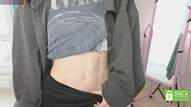 sweetuniporn online show from 04/14/26, 08:52