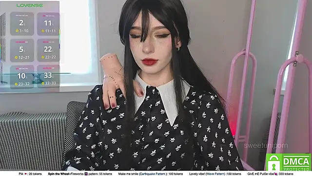 Snapshot of sweetuniporn chatting on 09/24/25, 11:50 sweetuniporn online show from 09/24/25, 11:50