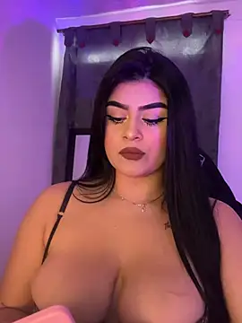 Snapshot of Kariina__69 chatting on 06/10/26, 01:23 Kariina 69 online show from 06/10/26, 01:23