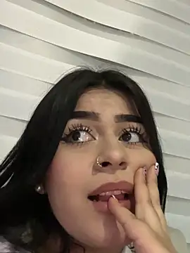 Kariina  69 online show from 11/18/25, 03:10