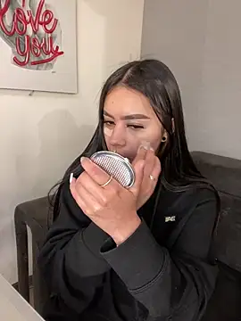 Cristina pinkk online show from 10/31/25, 02:41