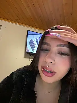 Cristina pinkk online show from 02/05/26, 03:24