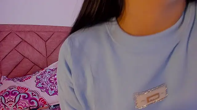 mialeia01 online show from 09/24/25, 08:37