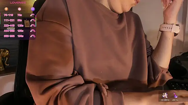 AlissaJoness online show from 04/18/26, 01:35