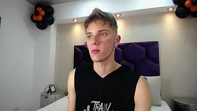 Robbin Blaze online show from 10/27/25, 04:57