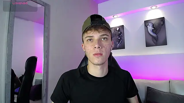 Robbin Blaze online show from 12/03/25, 05:08