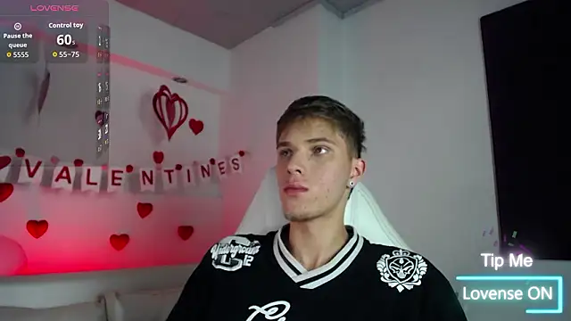 Snapshot of Robbin_Blaze chatting on 02/13/26, 04:56 Robbin Blaze online show from 02/13/26, 04:56