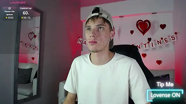 Snapshot of Robbin_Blaze chatting on 02/14/26, 04:56 Robbin Blaze online show from 02/14/26, 04:56