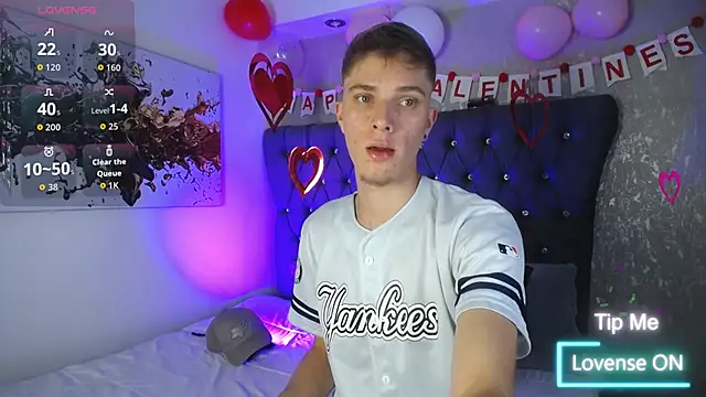 Snapshot of Robbin_Blaze chatting on 02/20/26, 05:04 Robbin Blaze online show from 02/20/26, 05:04