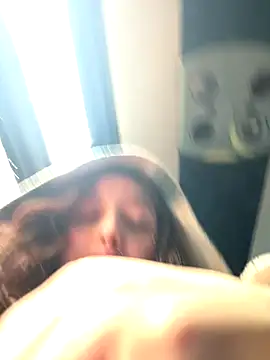 Baby  Otaku online show from 11/14/25, 04:21