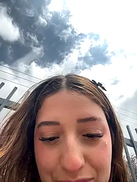 Baby  Otaku online show from 10/16/25, 05:43