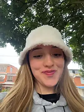 Baby  Otaku online show from 02/24/26, 10:43