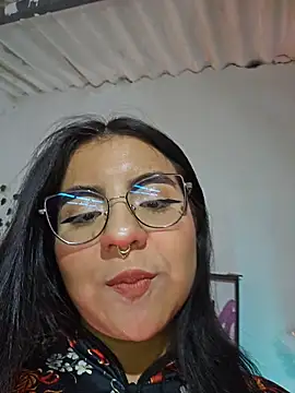 Maddy rosse12 online show from 12/17/25, 05:07