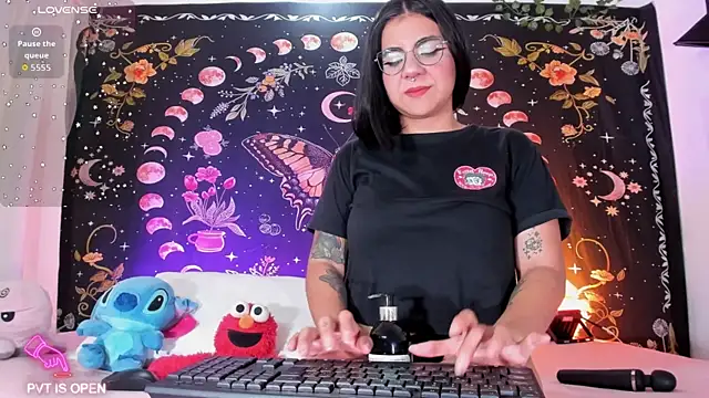 Maddy rosse12 online show from 11/02/25, 02:44