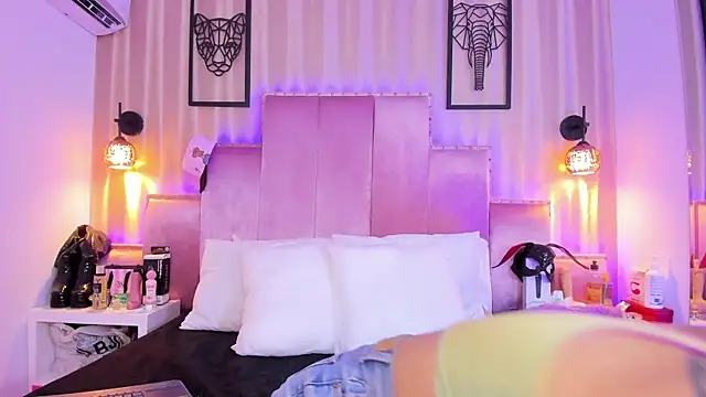 SamanthaAdele online show from 09/23/25, 11:17