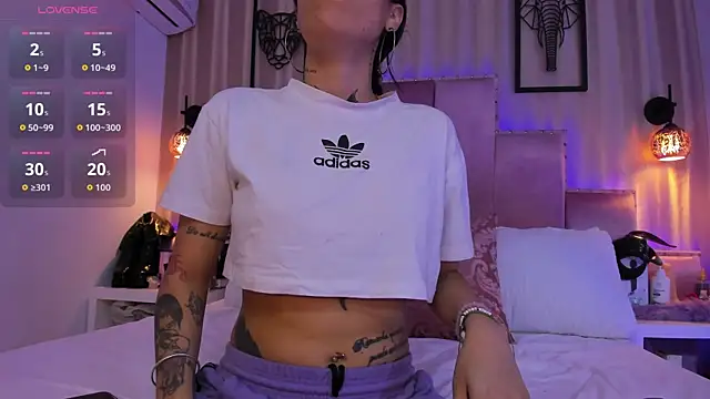 SamanthaAdele online show from 09/19/25, 11:14