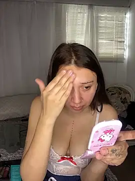 Mia  Gray online show from 11/18/25, 06:00