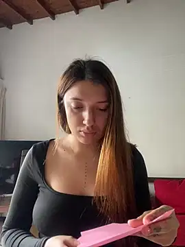 Mia  Gray online show from 11/03/25, 06:22